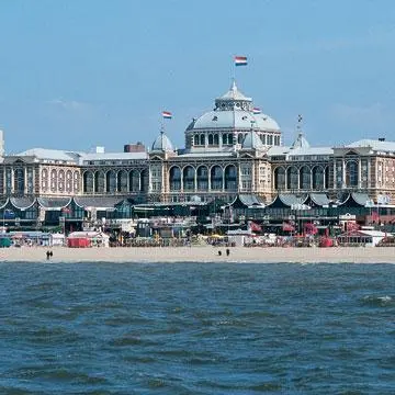 Dakkapel, Kurhaus Scheveningen